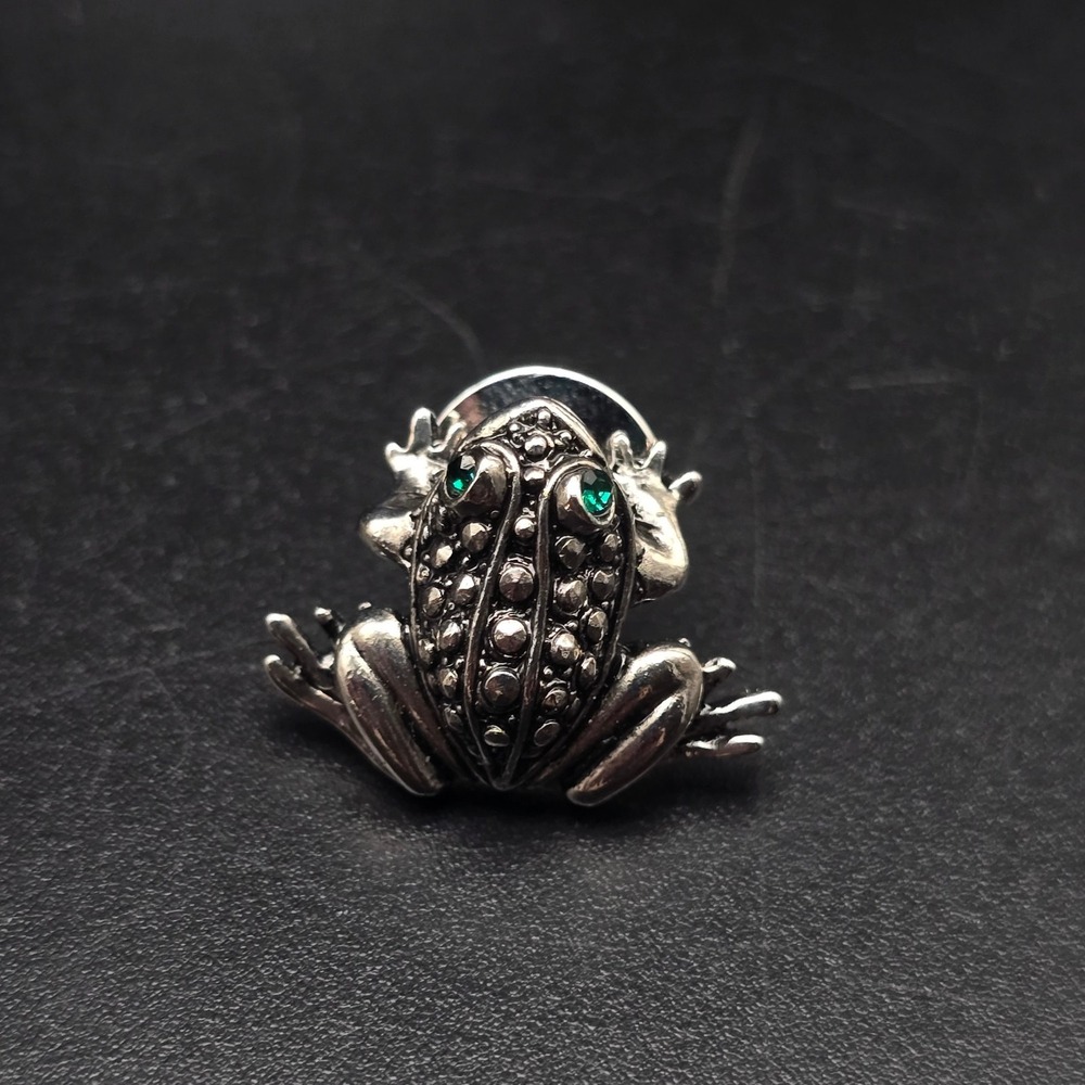 Avon 1989 Precious Pet Frog Pin Green Rhinestone Eyes Faux Marcasite